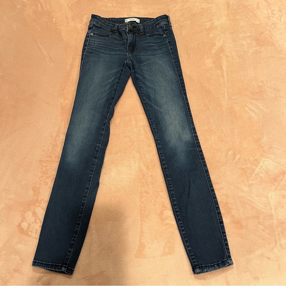 Abercrombie & Fitch Dark Blue High Rise Skinny Jeans Size 00R W 24 L 29
